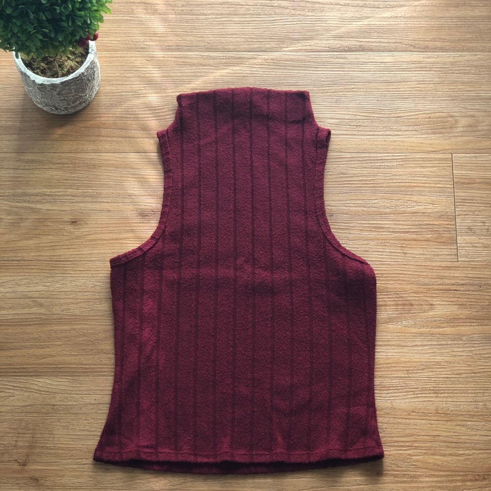 POETRY || Cropped Red Mock neck Top
